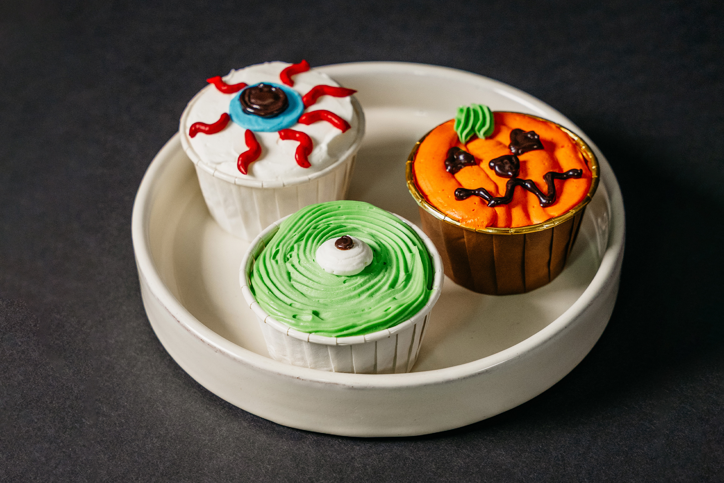 cupcakes_decorados_halloween_2025